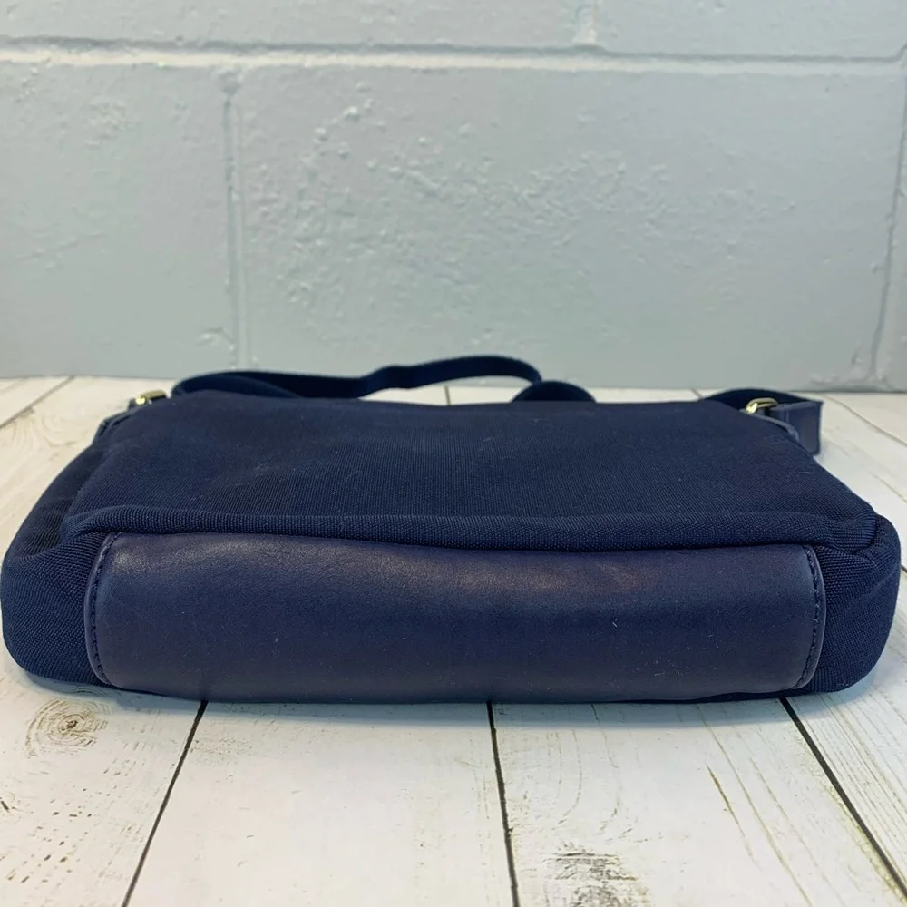 Tommy Hilfiger Canvas/Nylon Messenger/Crossbody Bag-Navy &‎ Red